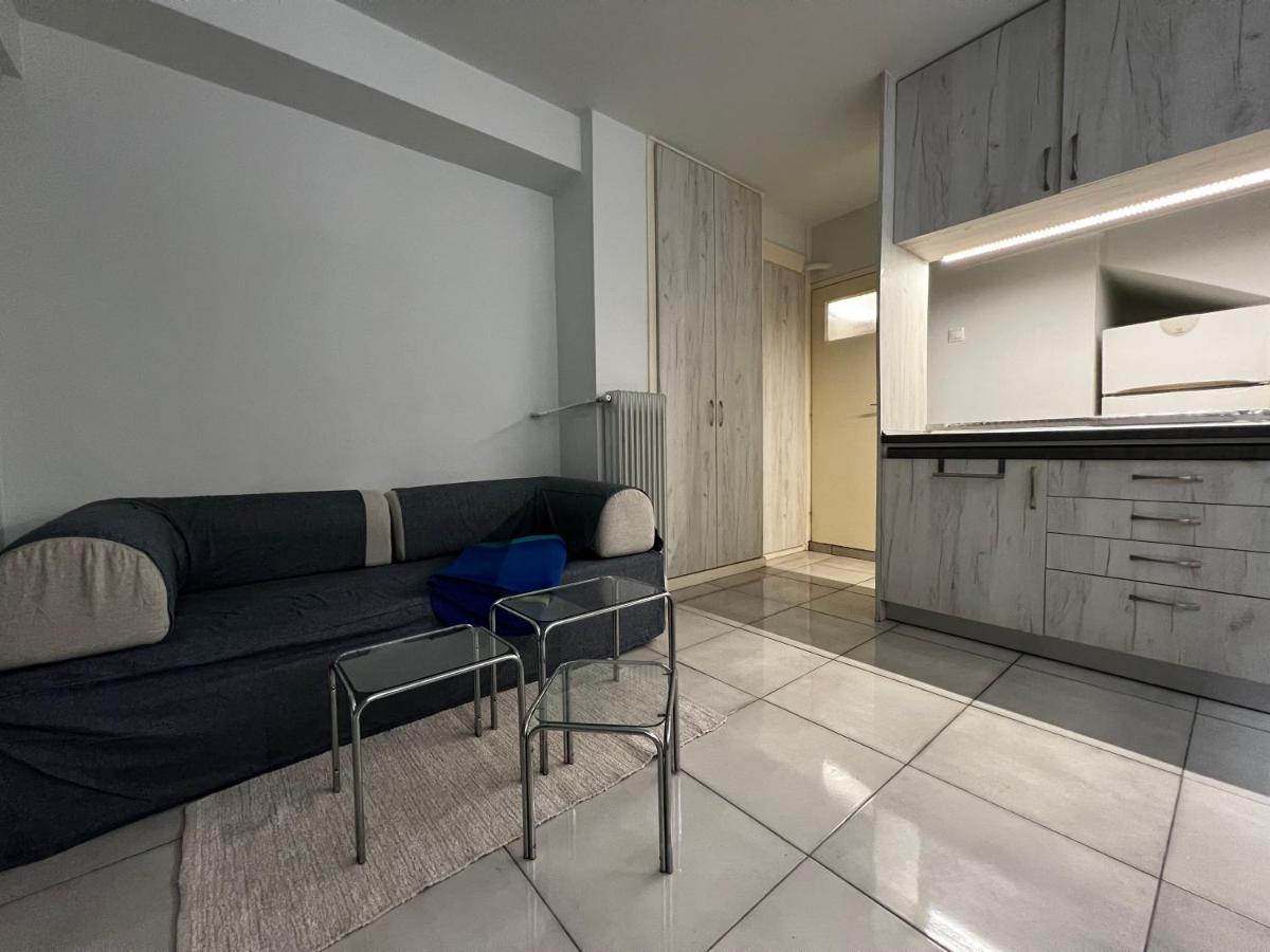 Budget Private Room In The Center Atina Dış mekan fotoğraf